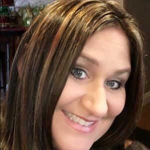 Meet your Posher, Michele